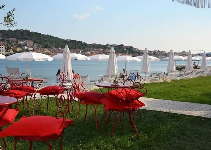 And Ivo Trogir